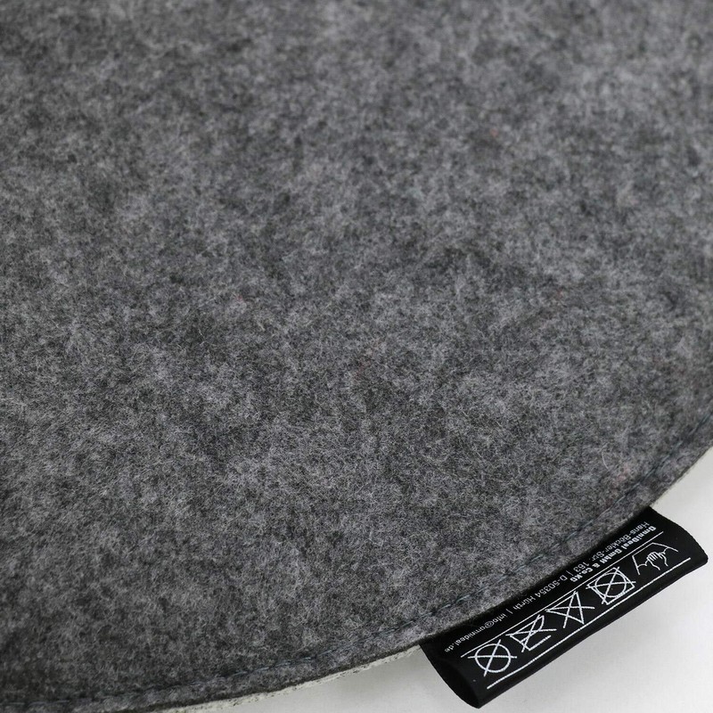 DuneDesign 25mm thick round Felt Cushion for chairs Ø 35cm