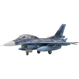 FineMolds 1/72 Jet Aircraft Series Air Self-Defense Force F-2B Fighter Airplane with Pilot Plastic Model FF09 (Airplane)