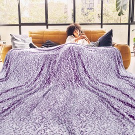 ZHIKU Warm Blanket Purple Soft Fleece Blanket Throw Lightweight Queen Size Throw Blanket for Bed