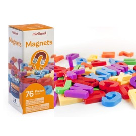 Miniland 45312 - Magnetische Grossbuchstaben 20 Vokale - 46 Konsonanten, 3 cm, 76 Stück