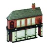 Bachmann 44-206 Scenecraft Low Relief Corner Pub (Pre-Built)