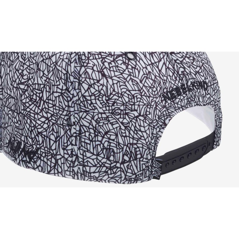 Nebelkind Snapback Cap With Lines, Black & White 6-Panel Cap,