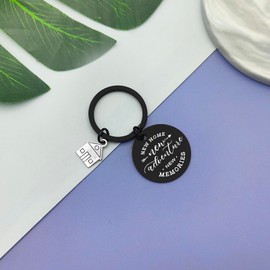 Vadaka House Warming Gifts for New Home Keychain 2024 Housewarming Gift for Couple Friend Family New Homeowner Gift New House Gift New Home Gifts for Couple Real Estate Agent Closing Gift