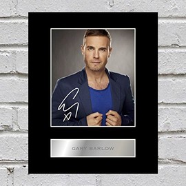 Iconic Pics Gary Barlow Signed Mounted 10x8 Inch Photo Display for Music Fans, Framed Wall Art for Living Room