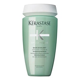 Kérastase Spécifique Bain Divalent Shampoo Antioleosidad, Cabello Graso, con Aminoácidos, Vitamina B6 y Mentol, Reduce Olores, Nutre desde la Raíz, 250 ml
