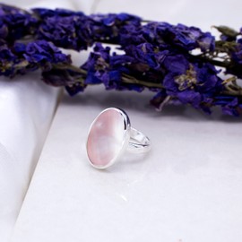 Tuscany Silver Women's Sterling Silver 23 x 15 mm Oval Pink Mother of Pearl Ring, Size L