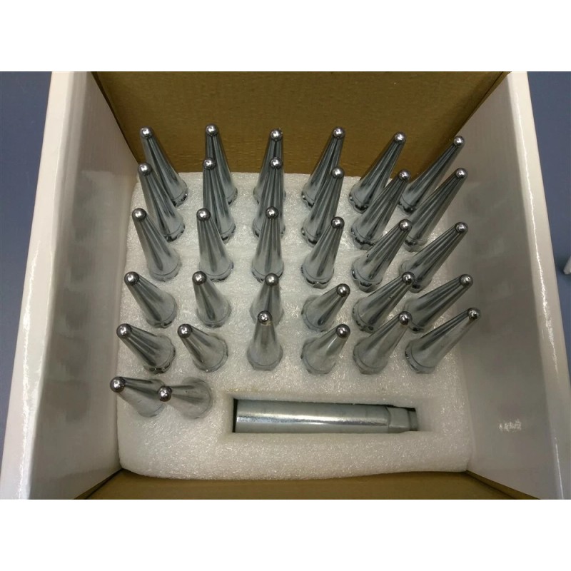 Coyote Spline Spike Lug Nuts Wheel Installation Kit 251848 CHROME