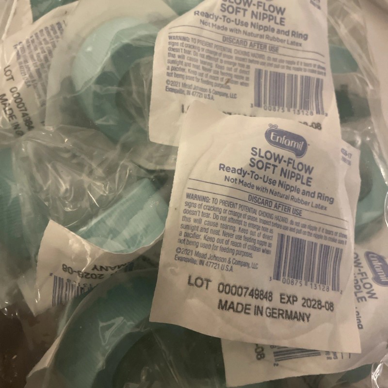 Enfamil 30 Enfamil Slow Flow Soft Nipples & Disposable Green