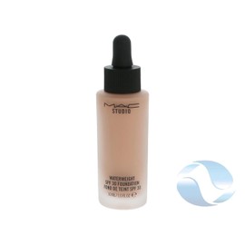 MAC Studio Waterweight Foundation NW25 30ml
