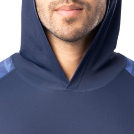 Realtree Men's Long Sleeve Patriotic Performance Fishing Hoodie, Gradiant Ripple