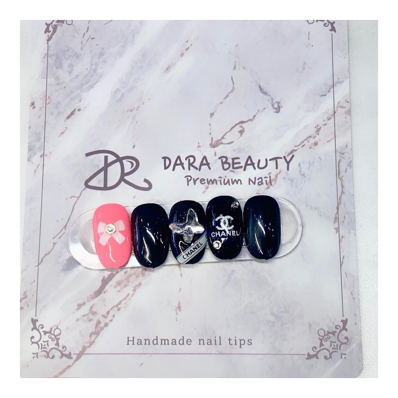 Dara Beauty September Art of the MonthBlack Pink Shine Nail❣