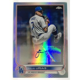 Julio Urias Autogragh 2022 Topps Chrome Refractor AC-JU