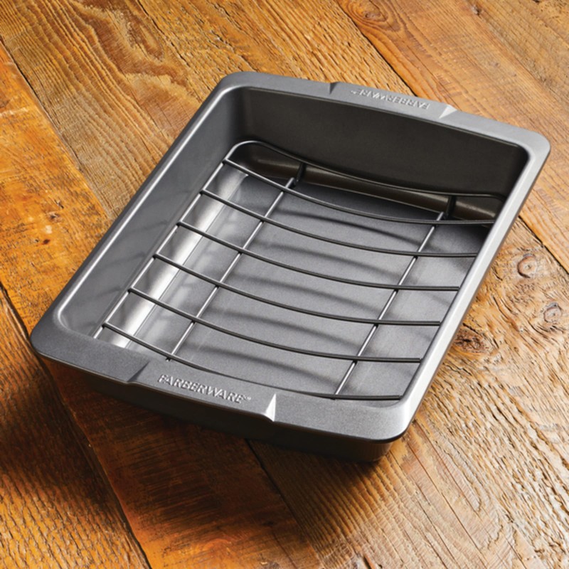 Farberware Bakeware Nonstick Roasting Pan/Roaster with U-Rack, 14.75 Inch x