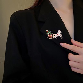 White Horse Sleigh Ride Christmas Brooch Pin for Women Girls Men Round Rhinestone Sled Christmas Tree Lucky Star Label Pins Clip Sweater Scarves Jackets Brooches Accessories Xmas Jewelry Gifts