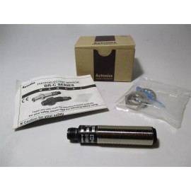 Autonics (BR400-DDT-C) 79mm Diffuse Reflective Cylindrical Photoelectric Sensor