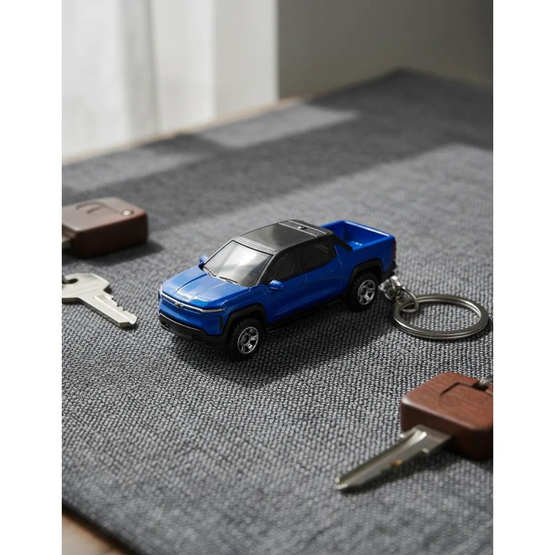 Llavero Metal Matchbox Chevy Silverado 2024 Original Azul
