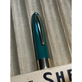 Sheaffer Vintage Sheaffer Snorkel Fountain Pen Cap only in PASTEL GREEN -- PARTS