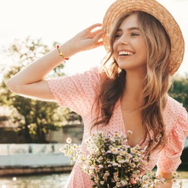 Gamtic Friendship Bracelet Talisman Women – Lucky Talisman with Handmade Knot Heart Rope Bracelet Protection Talisman Wishes Good Luck to Graduates, Friendship Couple Birthday, Stainless Steel Gold