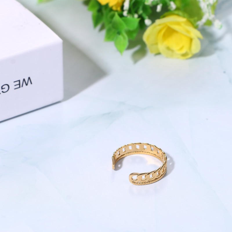 Oidea Cuban Chain Link Ring for Women: Dainty Chevron Ring