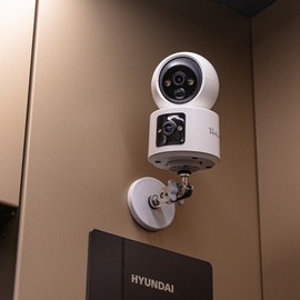 Volan Wireless WiFi IP Camera Indoor CCTV Security Surveillance Camera CD90DR/Bracket Included