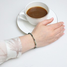 LAKADA Genuine Gemstone Bracelet with Faceted 4 mm Beads and Stainless Steel Heart Healing Stone Protective Stone Bracelet Lucky Charm Talisman Gift, Gemstone, Faceted gemstone