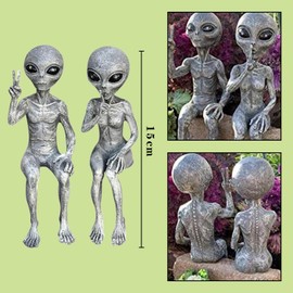Bohue 2pcs Alien Statue Resin Alien Figure Alien Garden Ornaments Alien Sculpture Figure for Indoor Outdoor Garden Decor