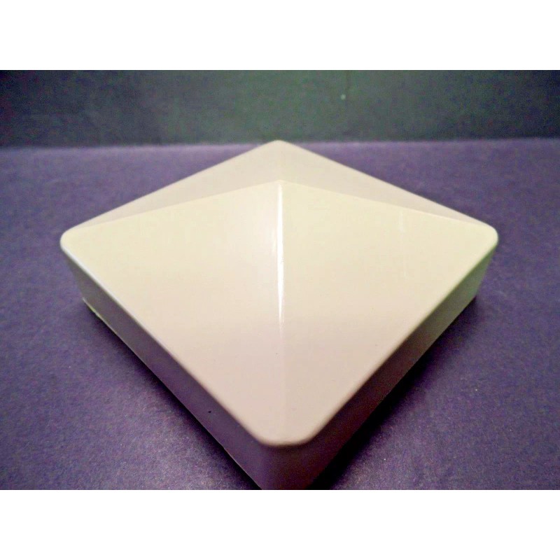 Waymark 4" x 4" External Flat Pyramid Vinyl Post Cap
