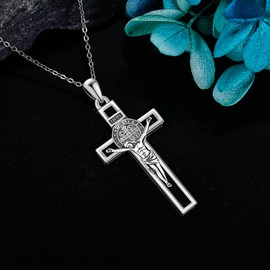 DAYLINLOVE Kruzifix Anhänger Halskette 925 Sterling Silber Jesus Kreuz Halskette Christlicher Schmuck für Männer Junge Weihnachtsgeschenke