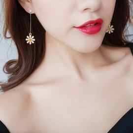 Daisy Flower Stud Earrings.Cute Chrysanthemum Dangle Earring Little Sun Flower Drop Earring for Women Jewelry (Long)