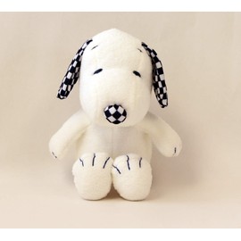 Snoopy Traditional Pattern Checkered Plush