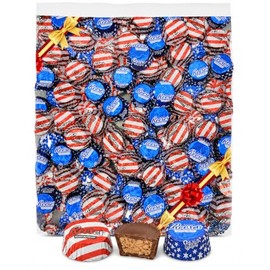 Resse's Red White & Blue Miniatures Peanut Butter Cups, Milk Chocolate Candy, Approx. 90 Individually Wrapped Mini Cups, Patriotic Party Candy, Bulk 2 Pound Bag