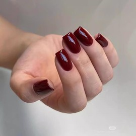 LunarCharm 24 Stück Burgunderrote einfarbige kurze quadratische Kunstnägel zum Aufdrücken, mit Gelkleber-Pads, Dunkelrote Acrylnägel für Frauen, natürliche kurze Nägel