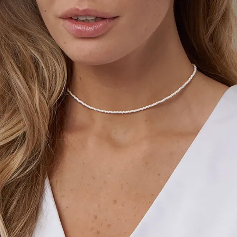Jugielu Boho Tiny Seed Bead Necklace Choker White Beaded Necklace