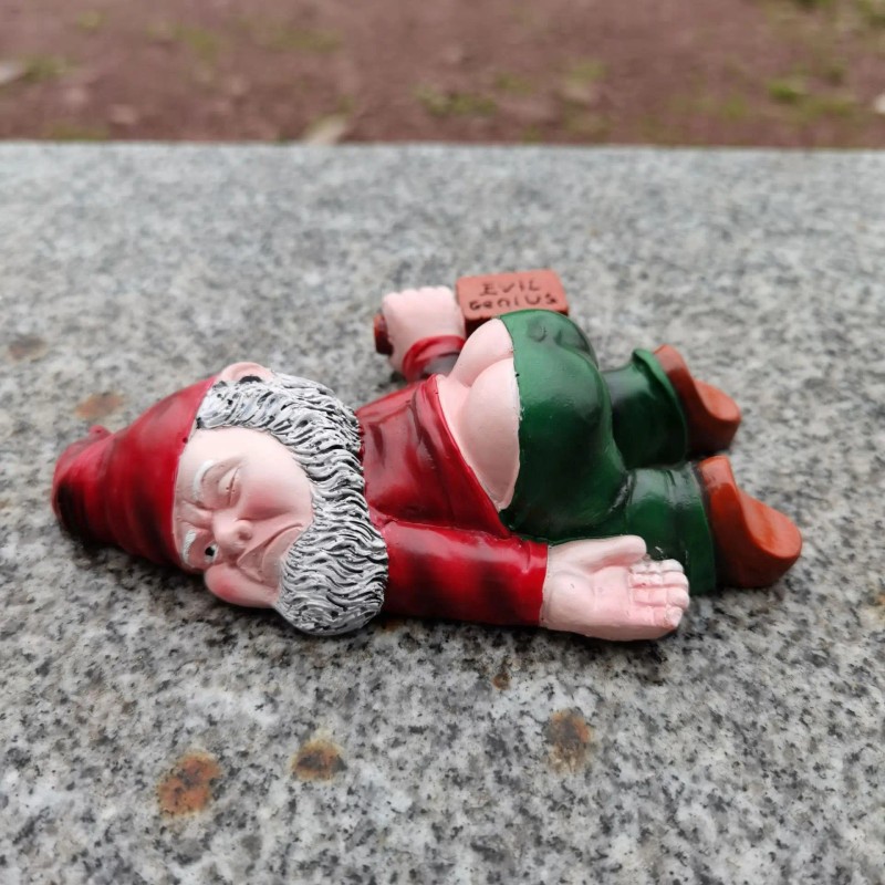 Funny Garden Gnome – Resin Gnome Statue, Whimsical Yard Decor