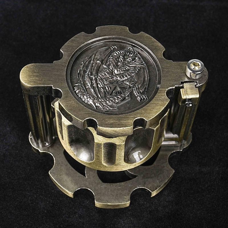 Bear Dice: Rotating Revolver Cylinder Container & 7 Cool Solid