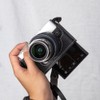 DBZZ E-P7用本革ハーフケース, メタル底板付き OLYMPUS PEN用 ブラック