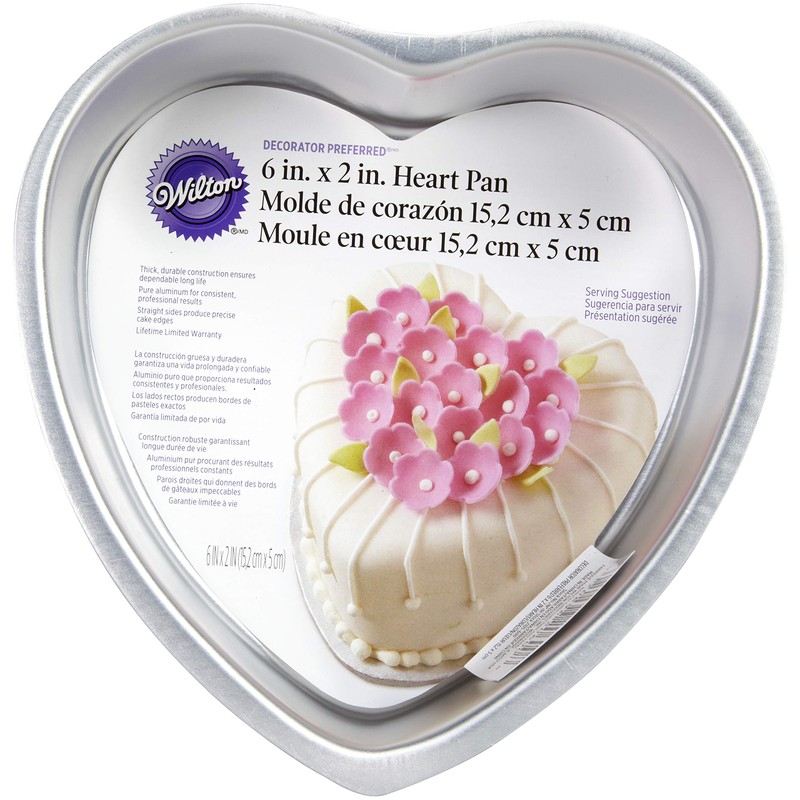 Wilton 2105-600 Decorative Preferred 6-Inch Heart Pan