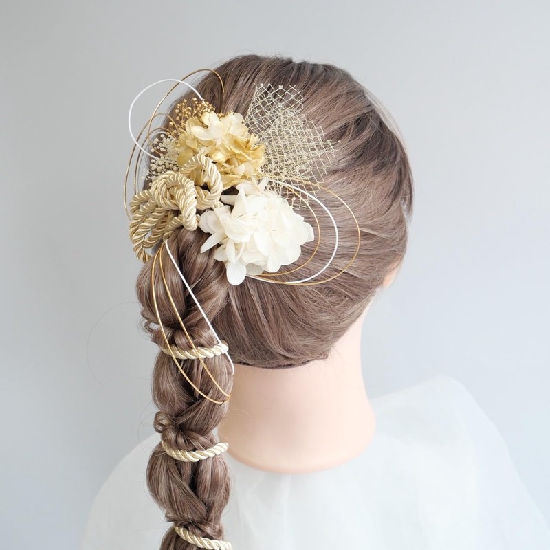 Lomeri Hair Ornament with Rope Arrangement and Dried Flowers, Available
