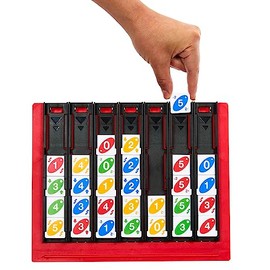 Mattel Games UNO Juego de Mesa Quatro hasta 4 Jugadores para niños de 7 años en adelante