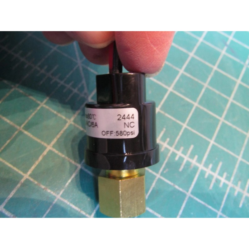 LEFOO 1 – LEFOO LF08-1 Pressure Switch 250VAC/6A, 2444, NC,