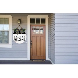 Door Decor Sign,Rustic Hanging Friends Welcome Wooden Signs Family Sign Rustic Wall Decor Indoor and Outdoor Vintage Wooden Decoration Farmhouse Primitive Wall Decor for Home Wall Sign Door,12inch