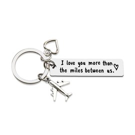 Long Distance Gifts for Boyfriend Girlfriend Couple Keychain for Him Her Christmas Going Away Gifts for Husband I Love You Keychains for Wife Anniversary Birthday Valentines Gifts for Fiance Fiancee