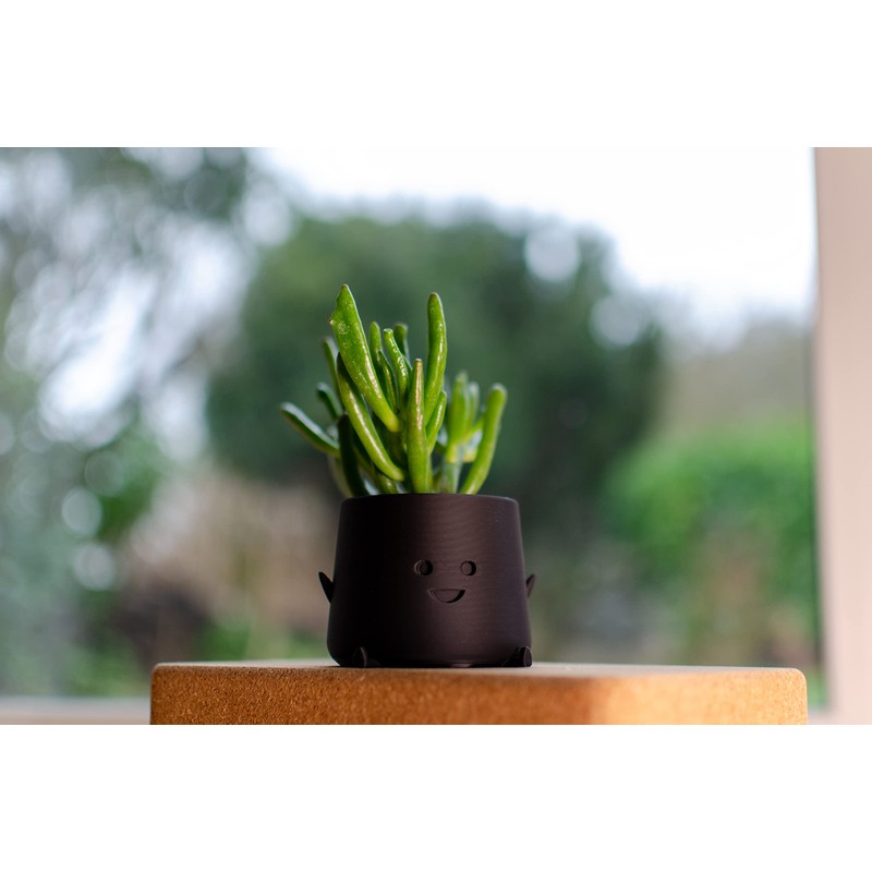 PlantMe Smira Smiles Flower Pot (6 cm, Black)