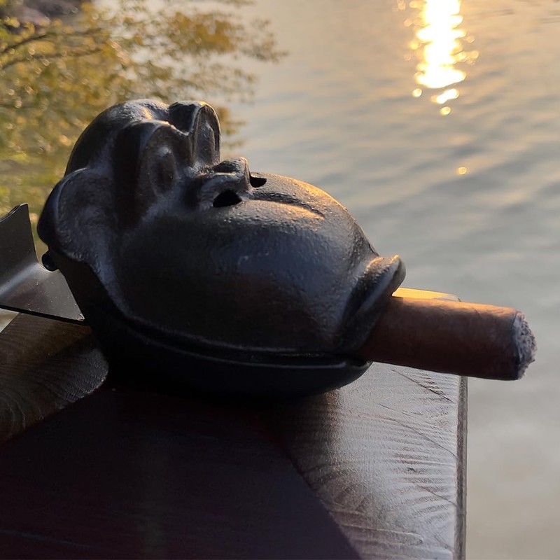 Joy PerfvmE - Cast Iron Cigar Ashtray - Funny Ashtray