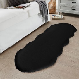 Teppich Wölkchen Fluffy Faux Fur Rug, Rabbit Fur, Short Fur, High Pile Fur Rug for Living Room or Bedroom Bed Rug, Decorative Seat Cushion for Sofa, Black – 55 x 160 cm Fur