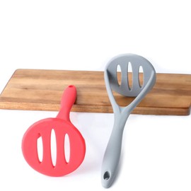 UPKOCH Potato Masher Silicone Food Masher Fruit Ricer Crusher Avocado Masher Cooking Kitchen Gadget Smasher Hand Tools for Vegetables Fruits Bean Food Grey