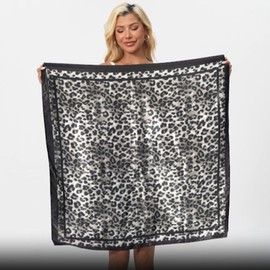VJHX Leopard Print Head Scarf for Women Like Silk Satin Scarf for Hair Wrapping at Night Bandana Square Scarf 35 Inches (54 bao kuan)