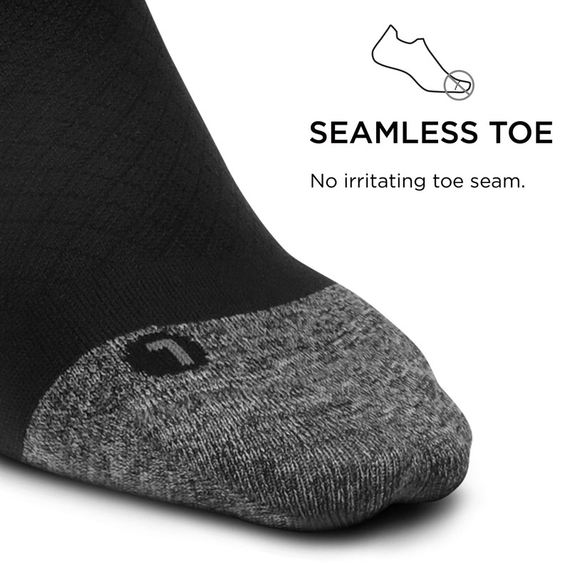 Feetures Plantar Fasciitis Ultra Light Quarter Sock (Large, Black)