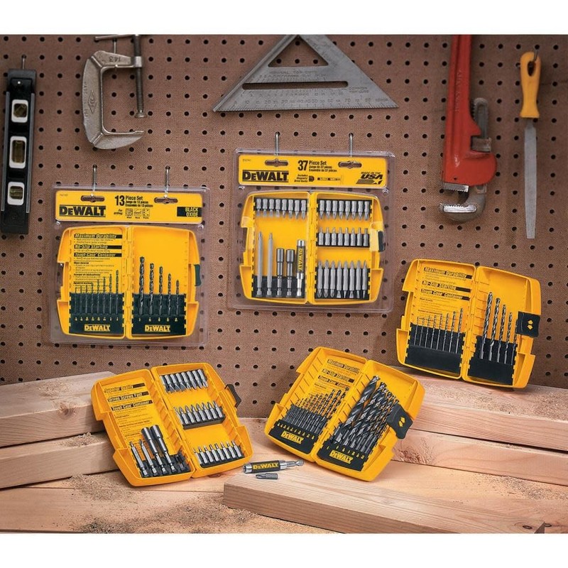 DEWALT DW1167 17-Piece Black-Oxide Split-Point Twist Drill Bit Assortment