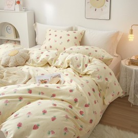 HighBuy Full Size Comforter Set Beige with Strawberry Pattern for Girls Teens Kawaii Bedding Set 3 Piece Cute Full Size Comforter Fluffy with 2 Pillowcases,Kids Boys Comforter Skin Friendly